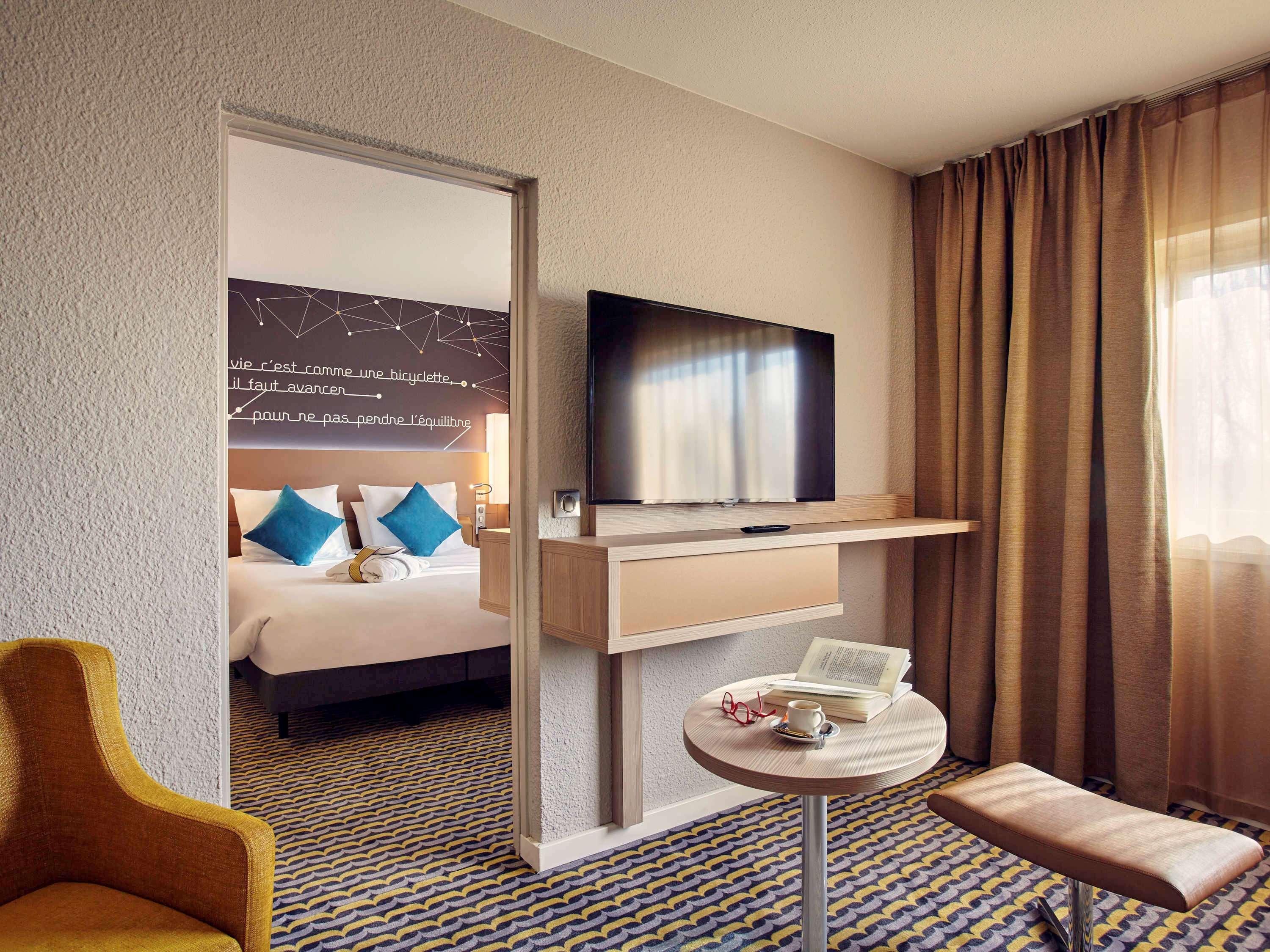 Mercure Paris Sud Les Ulis-Courtaboeuf Luaran gambar