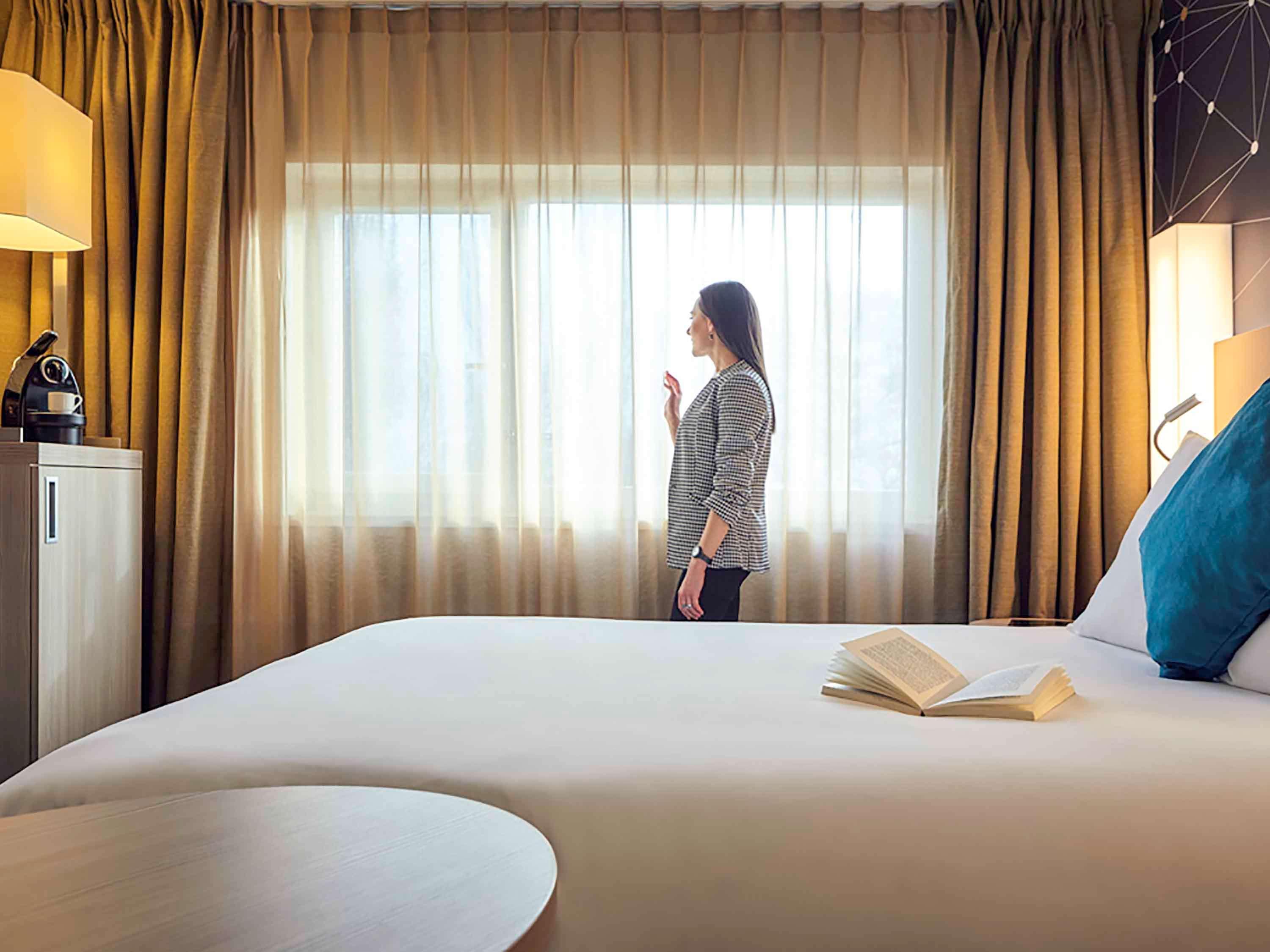Mercure Paris Sud Les Ulis-Courtaboeuf Luaran gambar