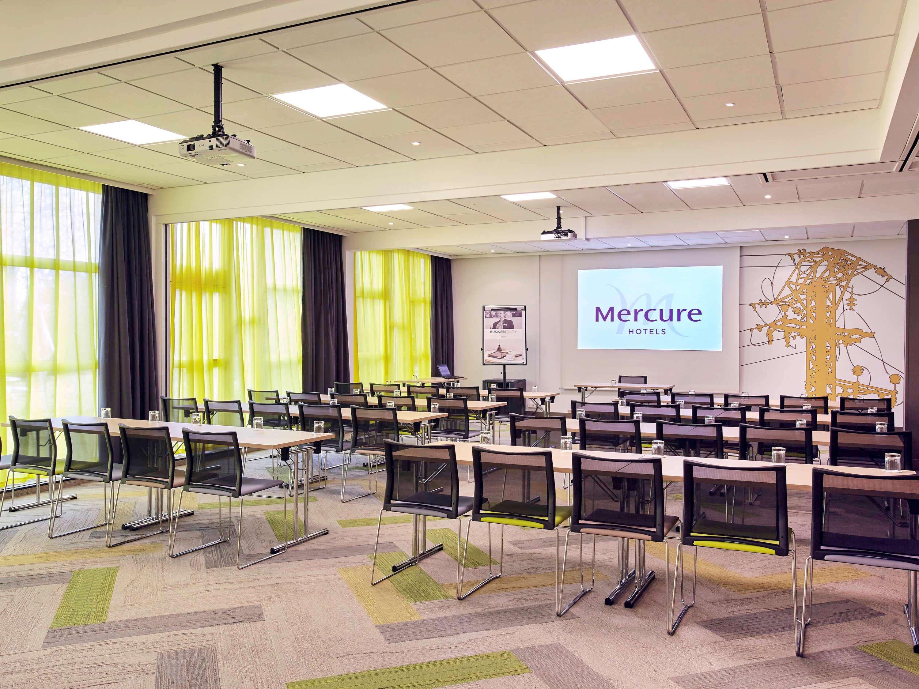 Mercure Paris Sud Les Ulis-Courtaboeuf Luaran gambar